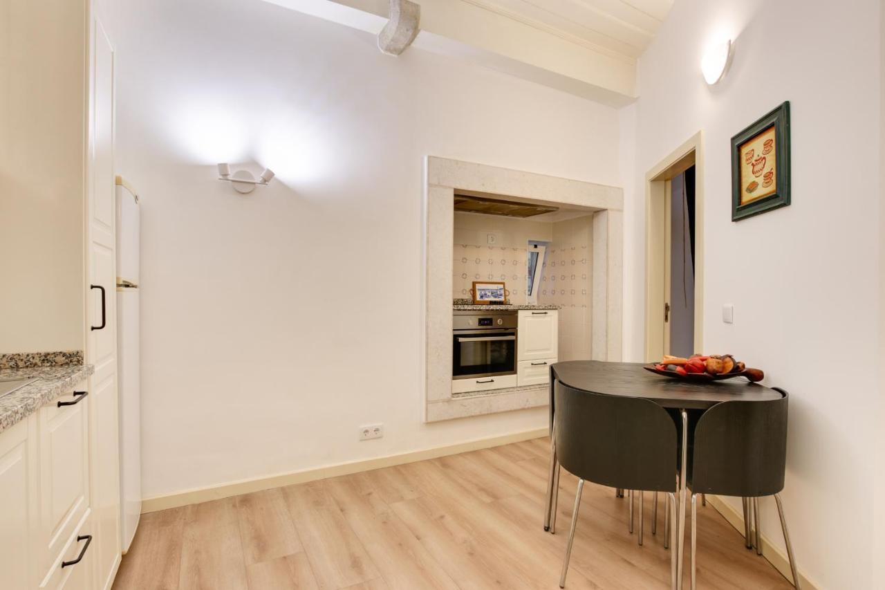 Charming New Apartment In The Heart Of Lisbon Bagian luar foto